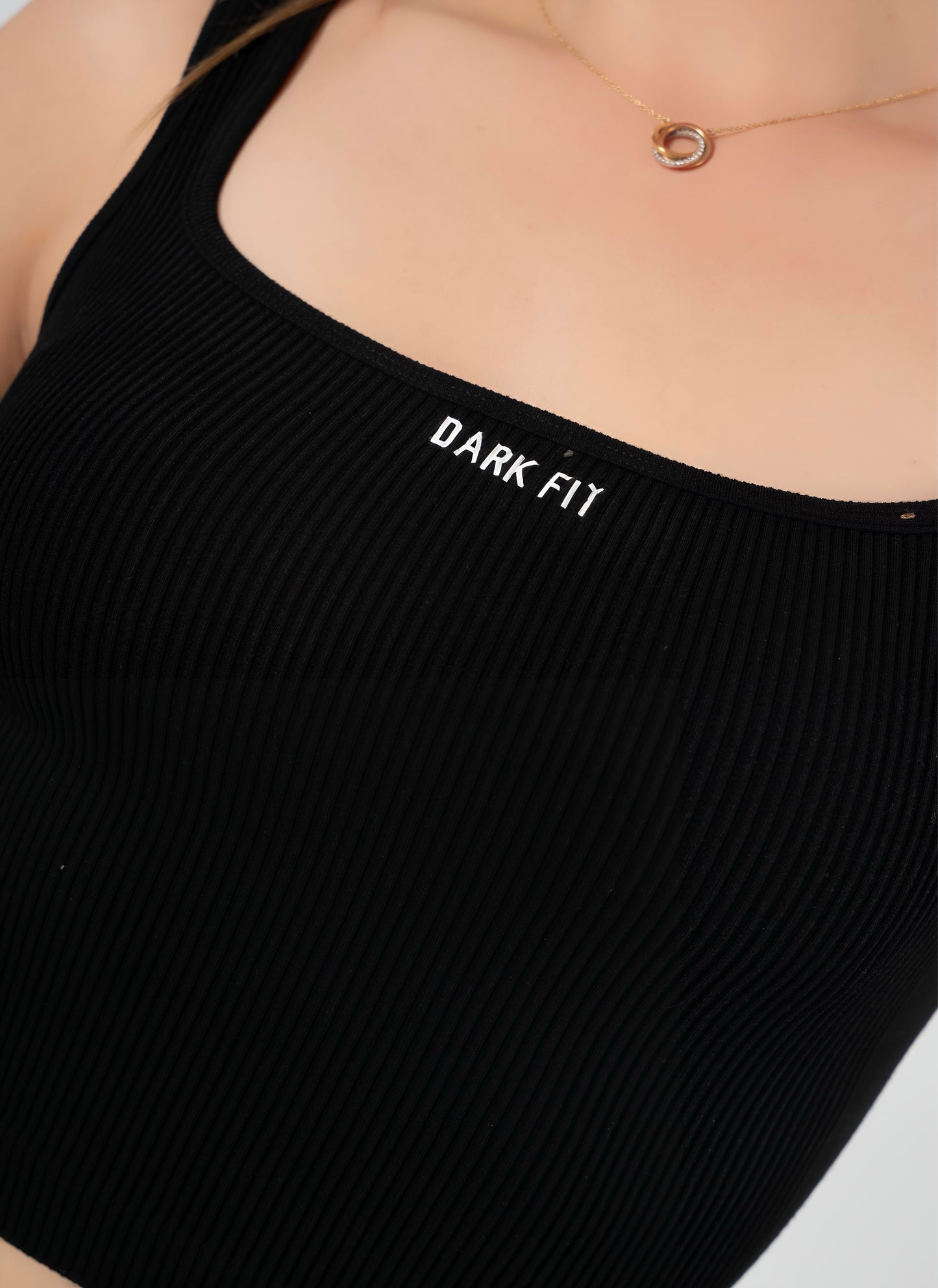 RIBBED TANK CROP TOP-Black